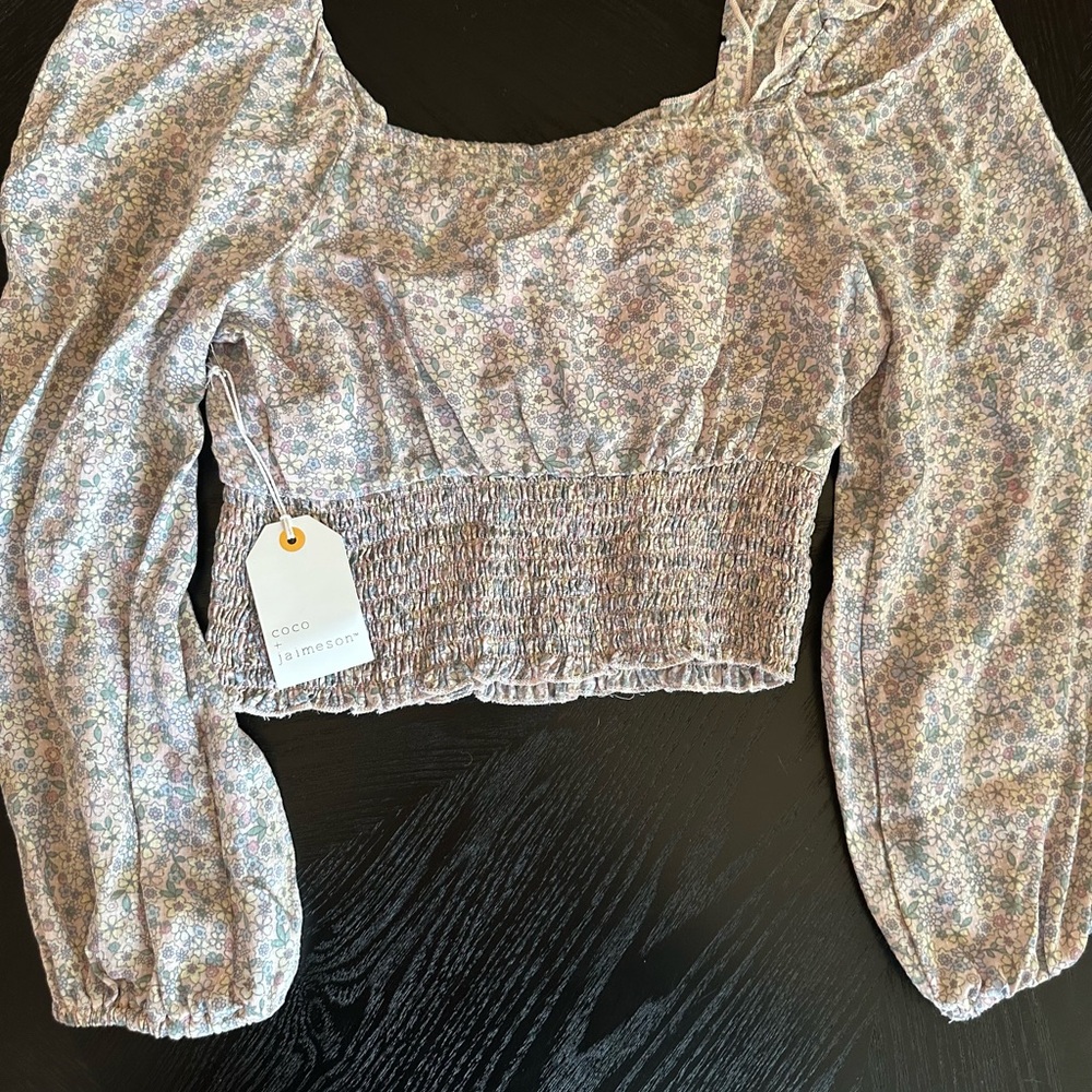 NWT Coco + Jaimeson Floral Smocked Women's Crop Top